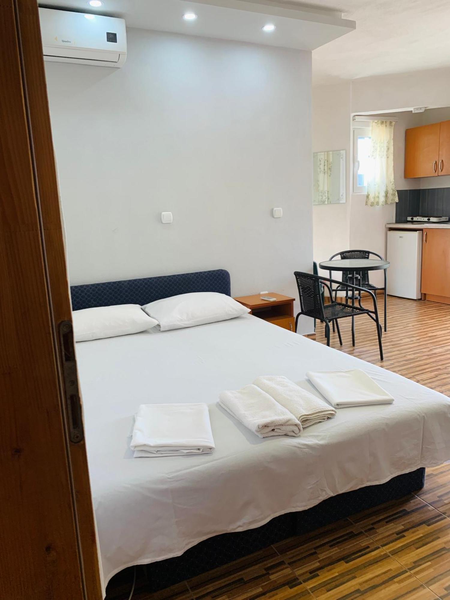 Apartments Delfin Ulcinj Zewnętrze zdjęcie